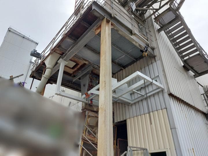 Passerelle suspendue industrielle — photo 1