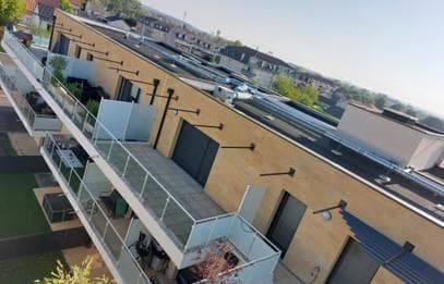 Brise-soleil et garde-corps forgés — habitations — photo 2